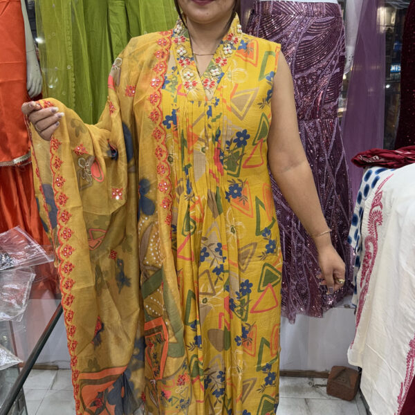 MultiColor Sleeveless Kurta Set
