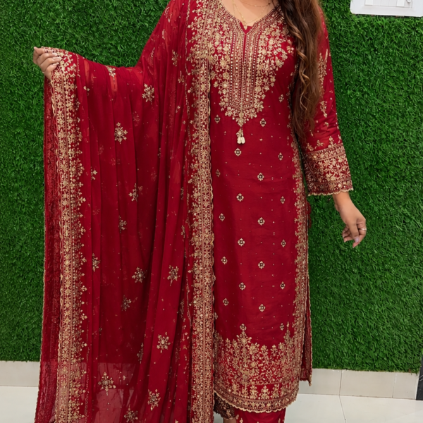 Festive Wear Red Kurta Set